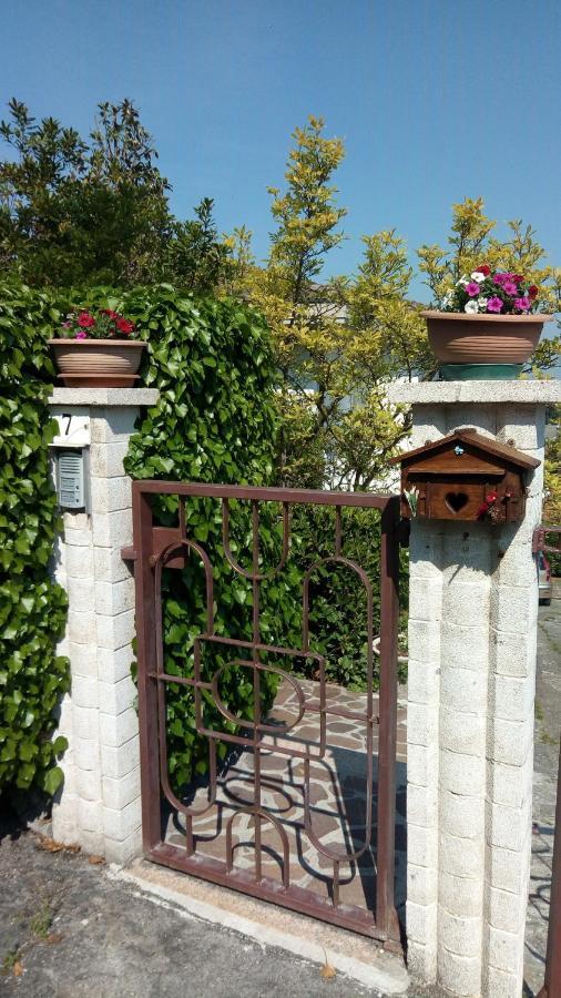 Nel Giardino Di Oz Bed & Breakfast Fornovo di Taro Luaran gambar